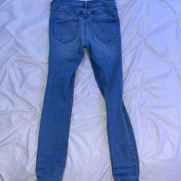 Hollister high rise ripped jeans 3 light blue - Picture 4 of 5